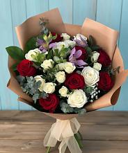 Букет цветов из:  Розы и Альстромерии в Мочилы