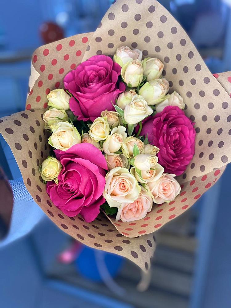 Букет цветов из: Розы в Мочилы