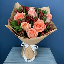 Букет цветов из:  Розы и Альстромерии в Мочилы