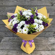 Букет цветов из:  Ирисы, Хризантемы и Ромашки #REPLACE_PRED# Мочилы