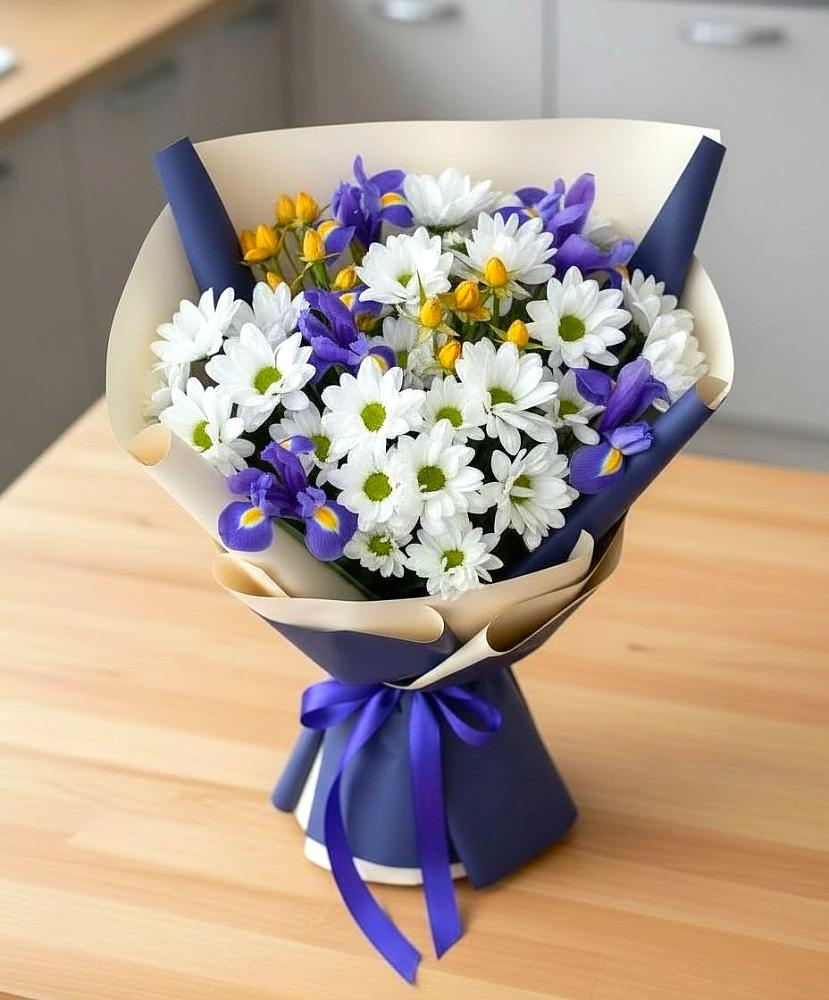 Букет цветов из: Розы, Ирисы и Хризантемы в Мочилы