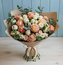 Букет цветов из:  Альстромерии и Розы в Мочилы