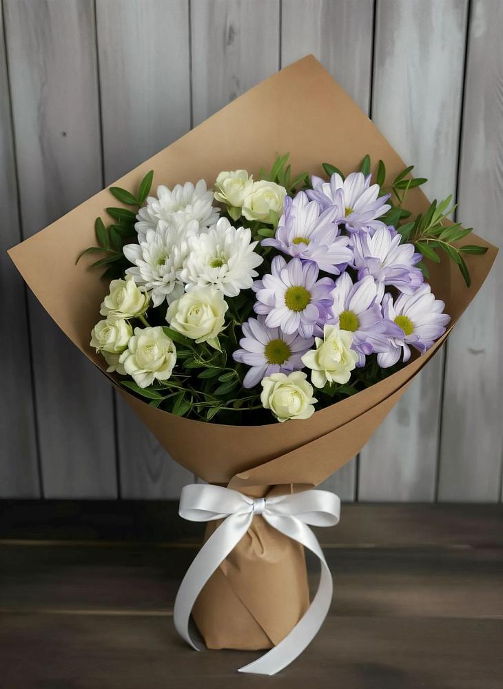Букет цветов из: Хризантемы и Розы в Мочилы